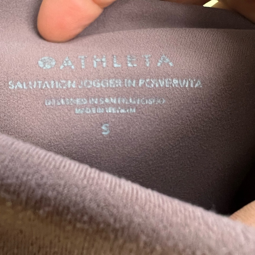 Athleta Salutation Jogger S Powervita high rise pockets Taupe Capri - Picture 4 of 5